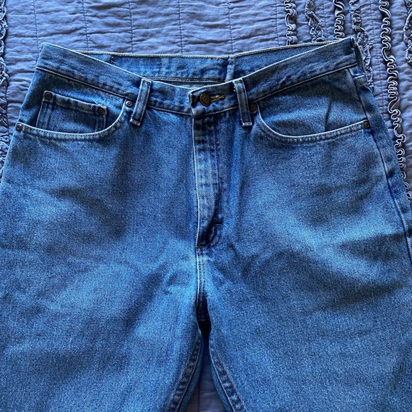 Wrangler Straight Mid-rise Jean - Picture 3 of 5